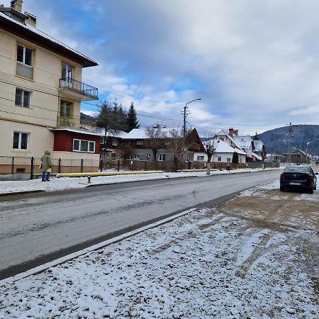 Apartamentul Florilor De Fan Azuga Dış mekan fotoğraf